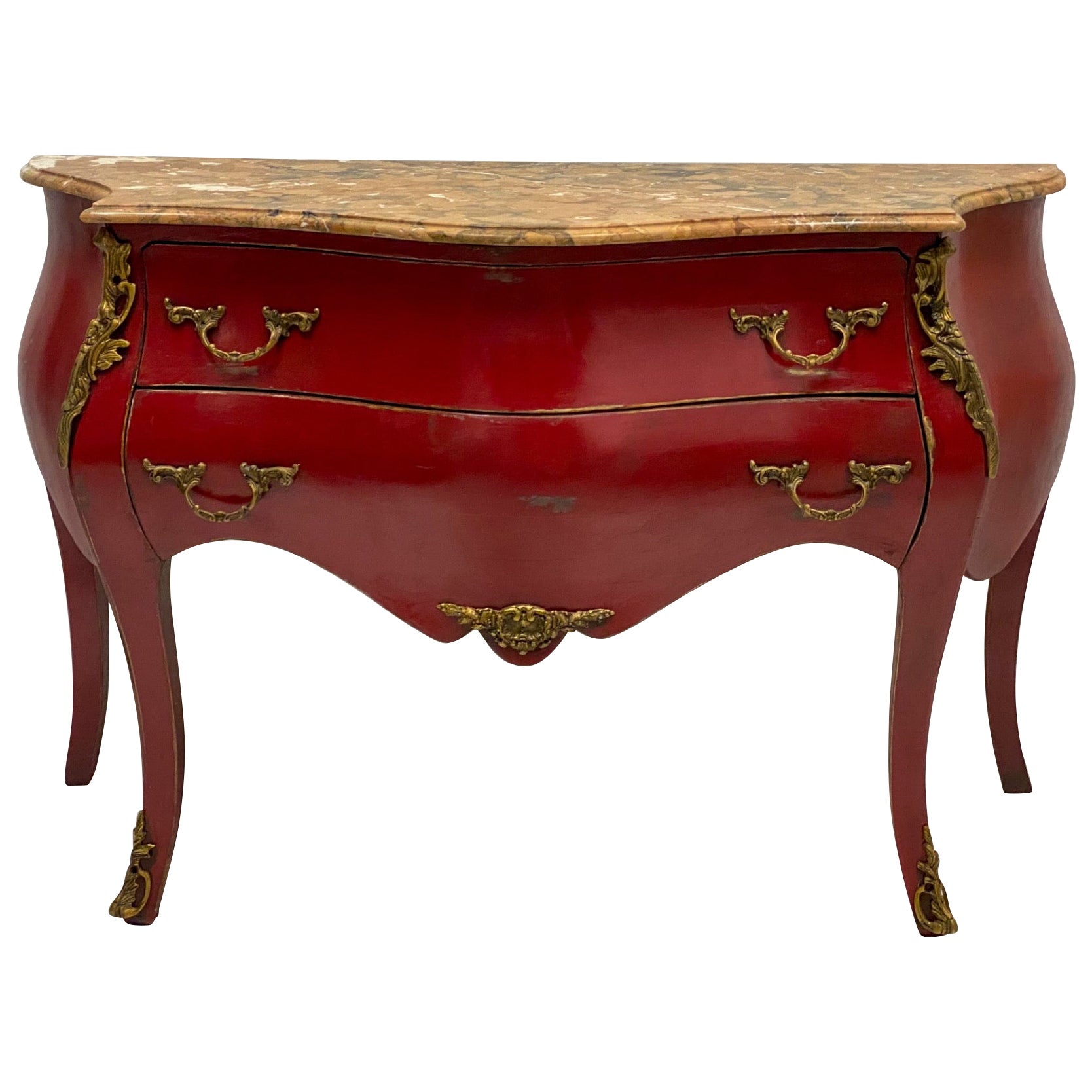 Commode bombée française de style Louis XV à dessus en marbre et bronze doré