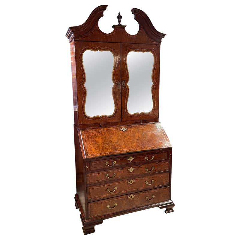 George II Staircase Fall Front Desk For Sale at 1stDibs