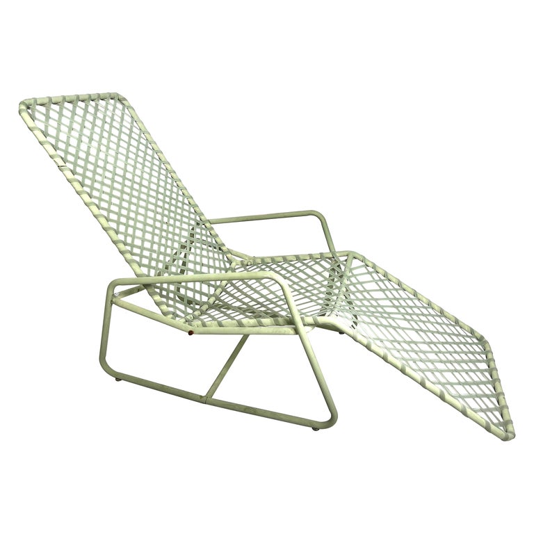 Brown Jordan Pale Green "Tamiami" Woven Tilt Back Chaise Lounge For Sale at  1stDibs | brown jordan chaise lounge
