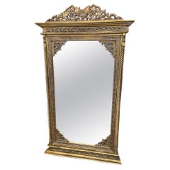 Attractive William Kent Style Tabernacle Gilt Mirror