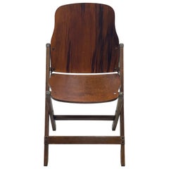 Silla plegable de madera vintage