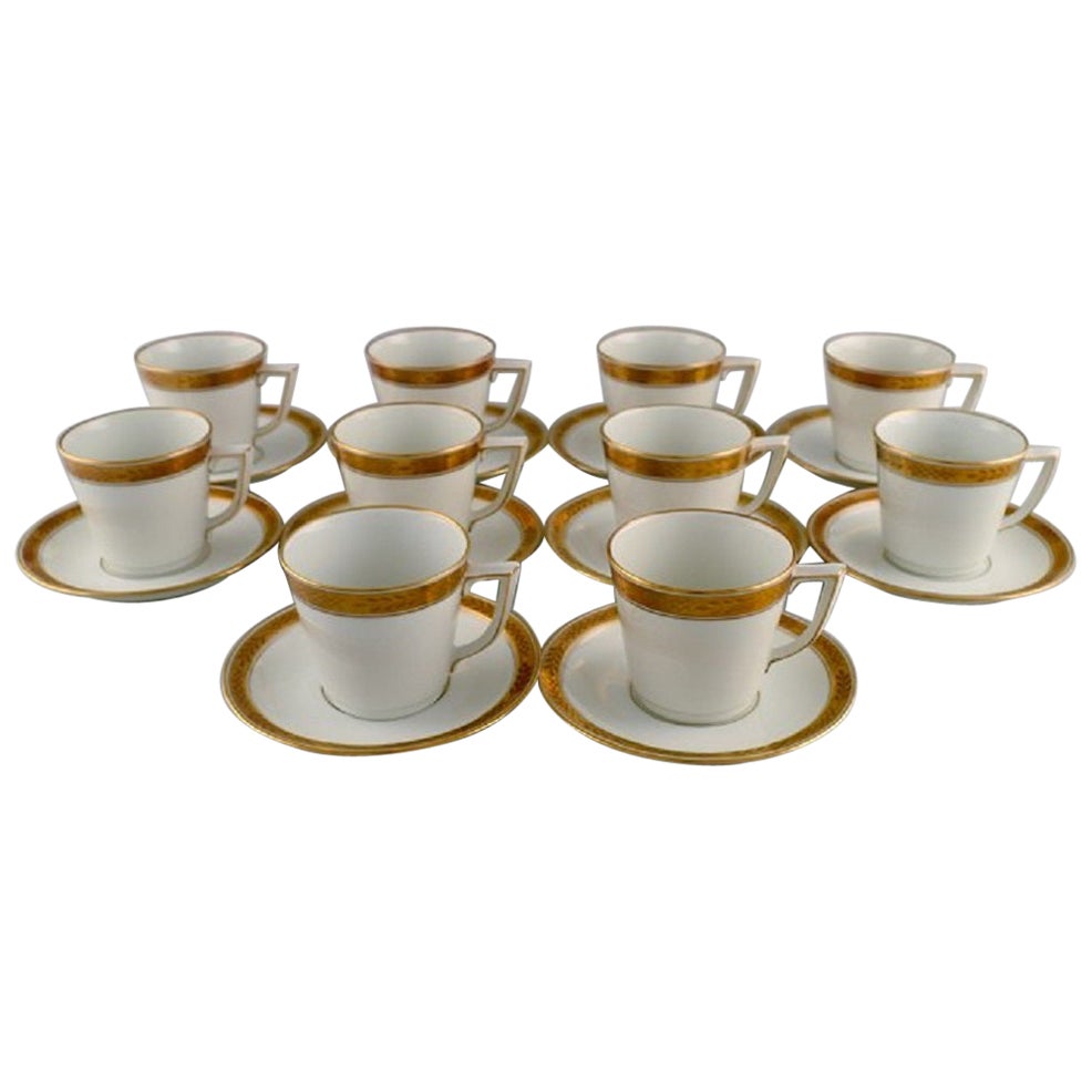 Royal Copenhagen Service No. 607. 10 Coffee Cups with Saucers