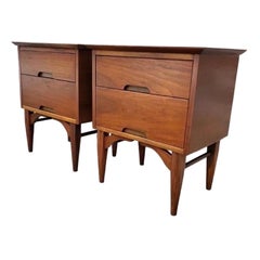Vintage Mid Century Modern Walnut 2 Drawer Side Table Stand . Set of 2 .