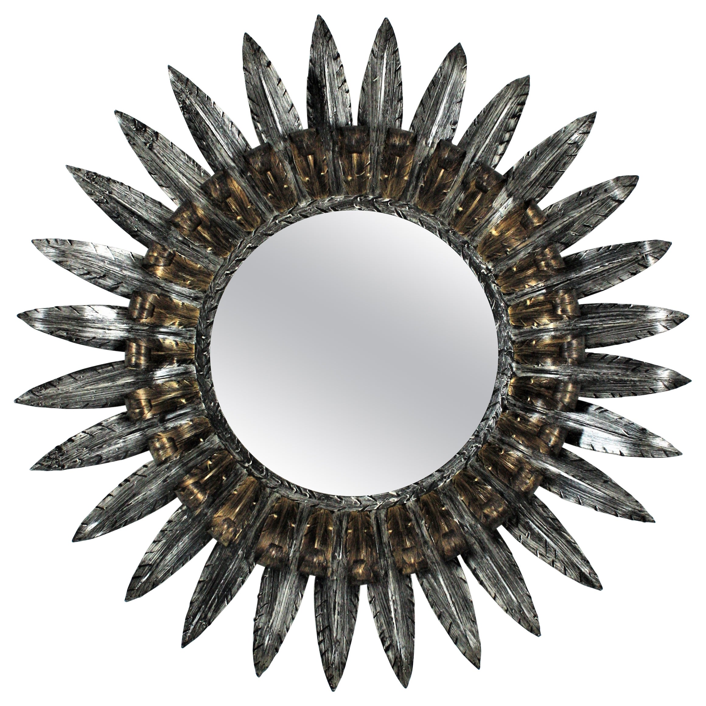 Miroir Sunburst avec cadre bicolore en métal argenté doré à deux niveaux en vente