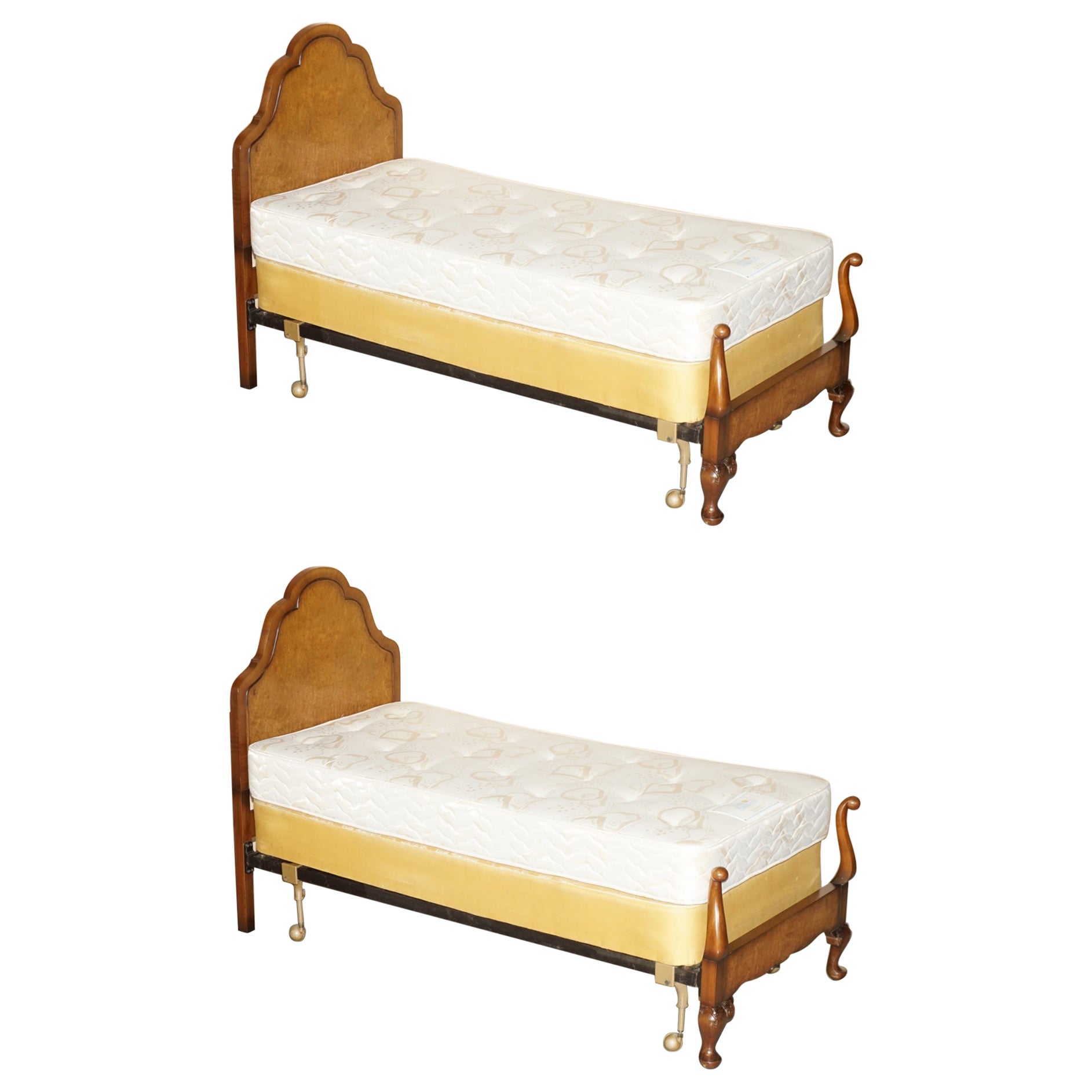 Pair of Antique Fine Quality Carved Burr Walnut Single Beds, circa 1920 For Sale at 1stDibs