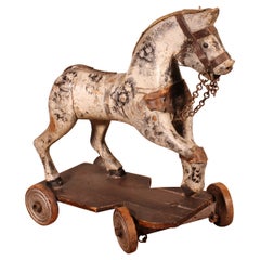 Cheval en bois polychrome du 19ème siècle