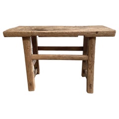 Vieille table basse en bois d'orme