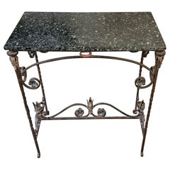 Table console en fer forgé à plateau en marbre des années 1920