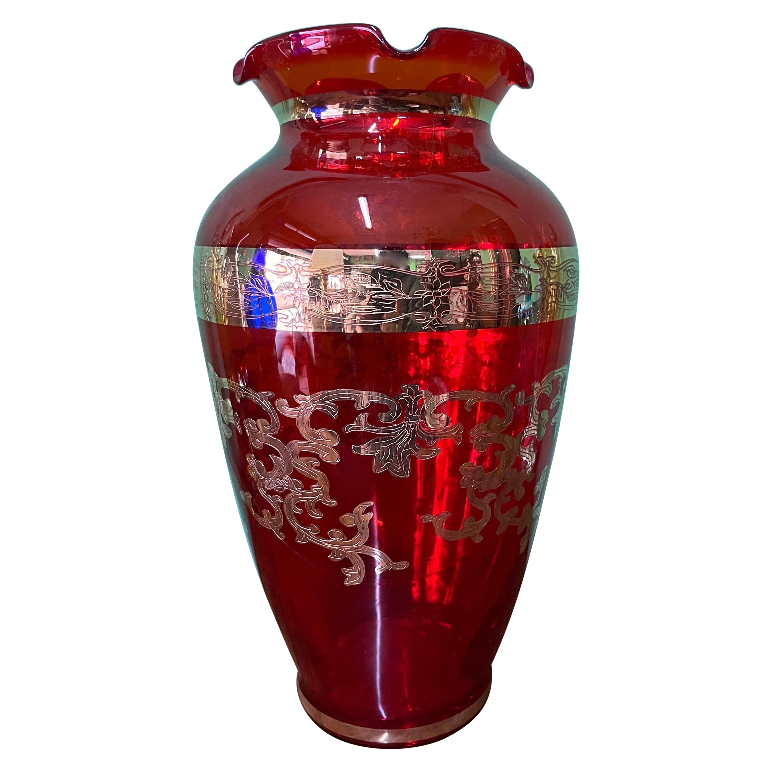 Vase en verre d'art vénitien rouge et or, années 1980