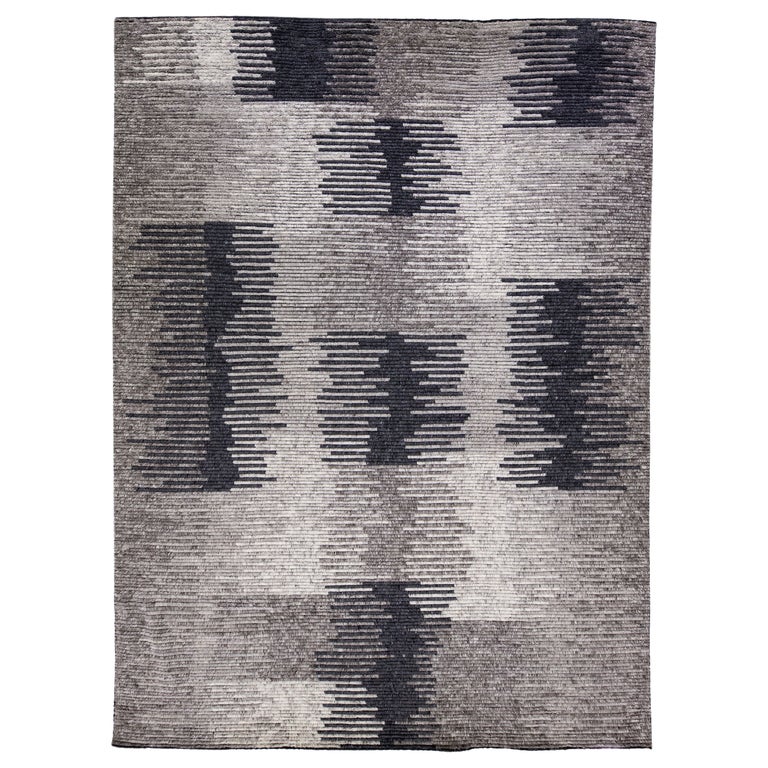 Handmade Modern Moroccan Style Abstract Wool Rug In Gray For Sale at