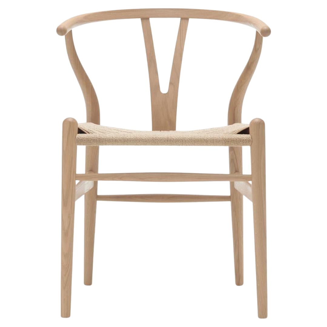 Hans J. Wegner 'CH24 Wishbone' Chair in Oak & White Oil for Carl Hansen & Son