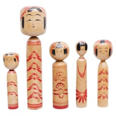 Satz von 5 modernen "Kokeshi"-Puppen aus der Mitte des Jahrhunderts