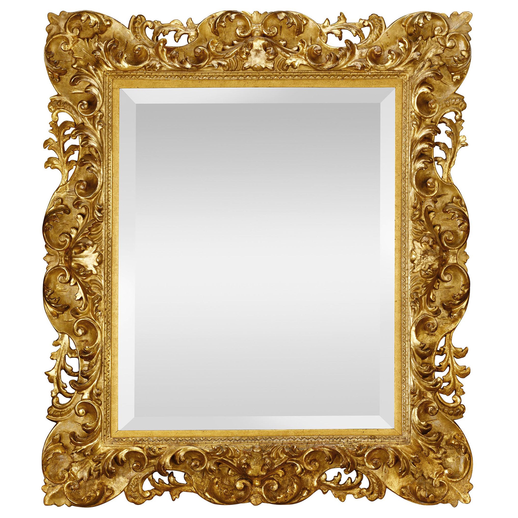 Miroir italien en bois doré du XIXe siècle en vente