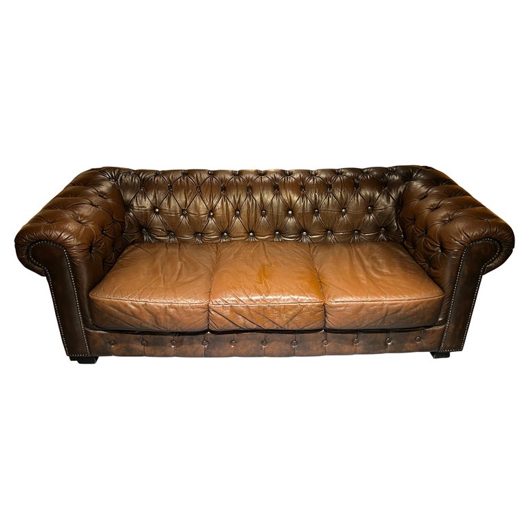 voor de helft Acquiesce De daadwerkelijke Original Chesterfield Vintage Brown Three Seat Sofa For Sale at 1stDibs