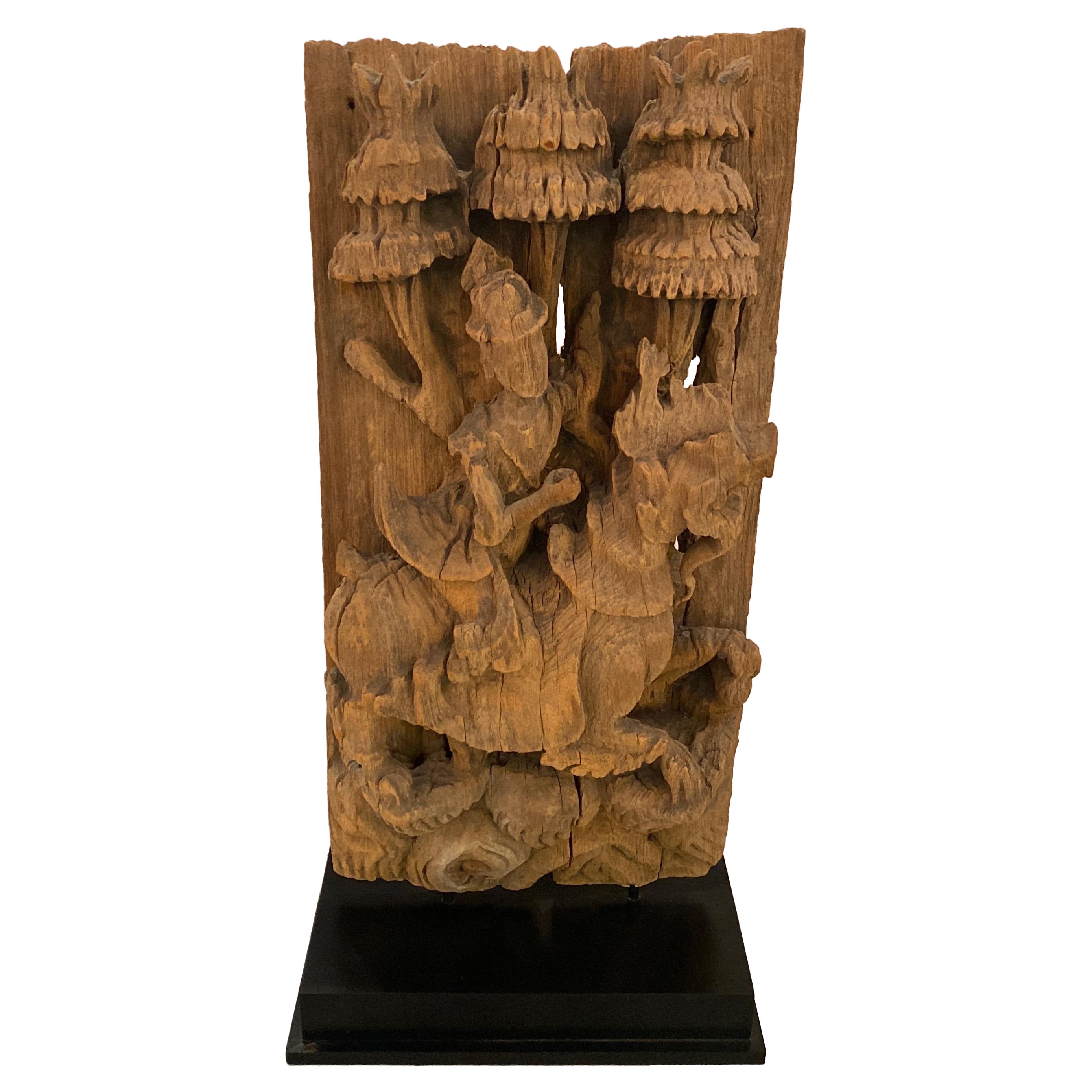 Antike asiatische Thai Holzschnitzerei Tempel Fragment im Angebot