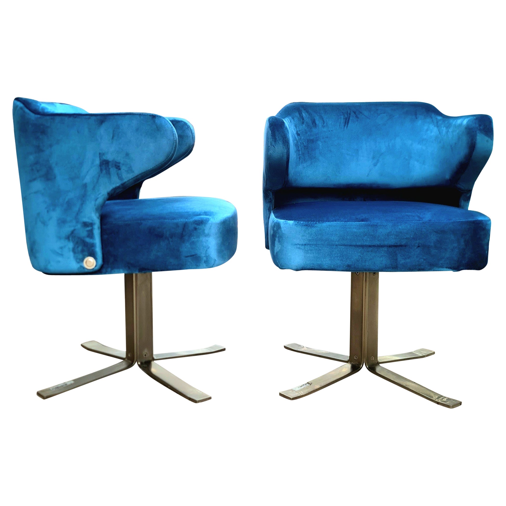 Set of Two Gianni Moscatelli Swivel 'Poney' Chairs for Formanova, Italy 1970's For Sale
