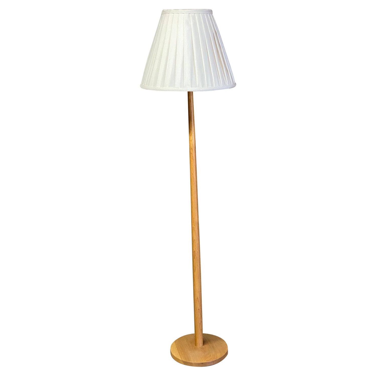 Classic Scandinavian Modern Oak Floor Lamp For Sale at 1stDibs