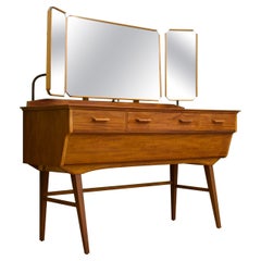 Mid-Century Dressing Table in Walnut by Alfred COX for Heals, 1950s
