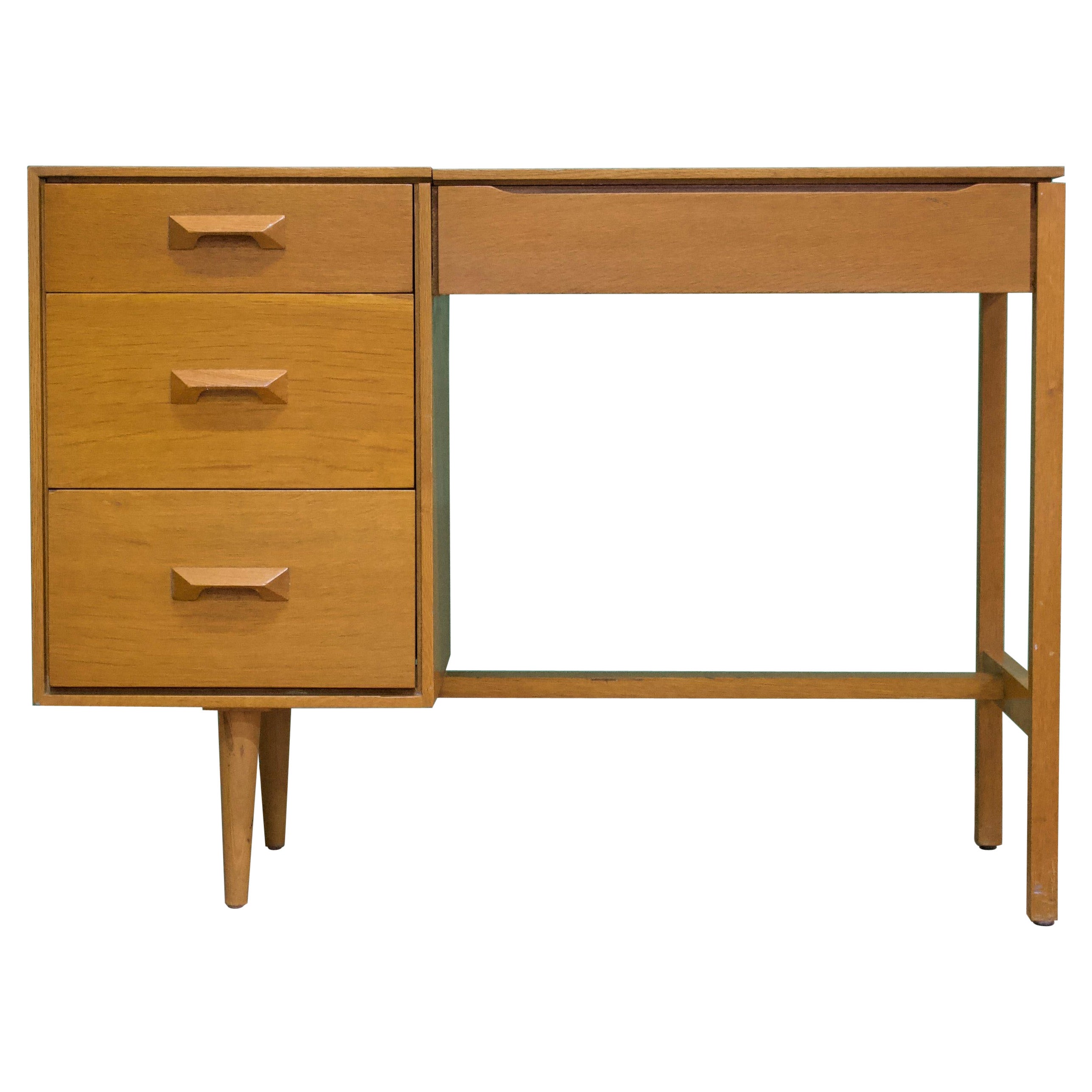 MidCentury Dressing Table in Oak from Stag, 1960s at 1stDibs