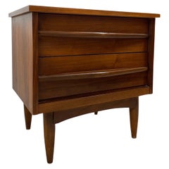 Retro Mid-Century Modern Night Stand with Dovetail Drawers