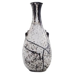 Kähler, Denmark, glazed vase, 1930s. Designed by Svend Hammershøi.
