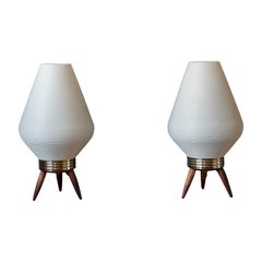 Retro Pair of Mid-Century Ribbed Beehive Tripod Accent Table Lamps