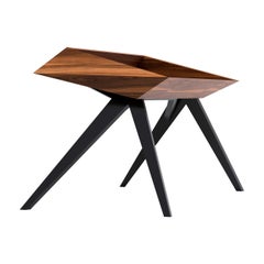 Wow Desk by Alexandre Caldas