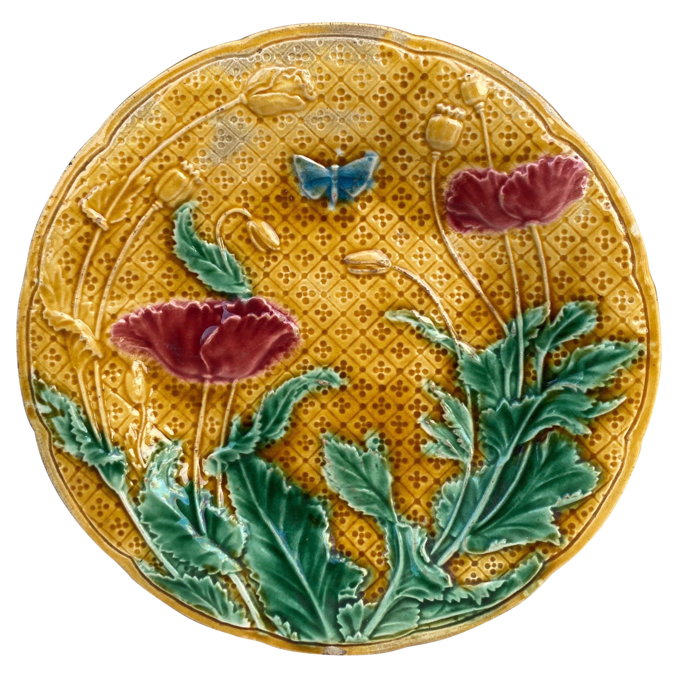 French Majolica Poppies Plate Gien, circa 1880 For Sale