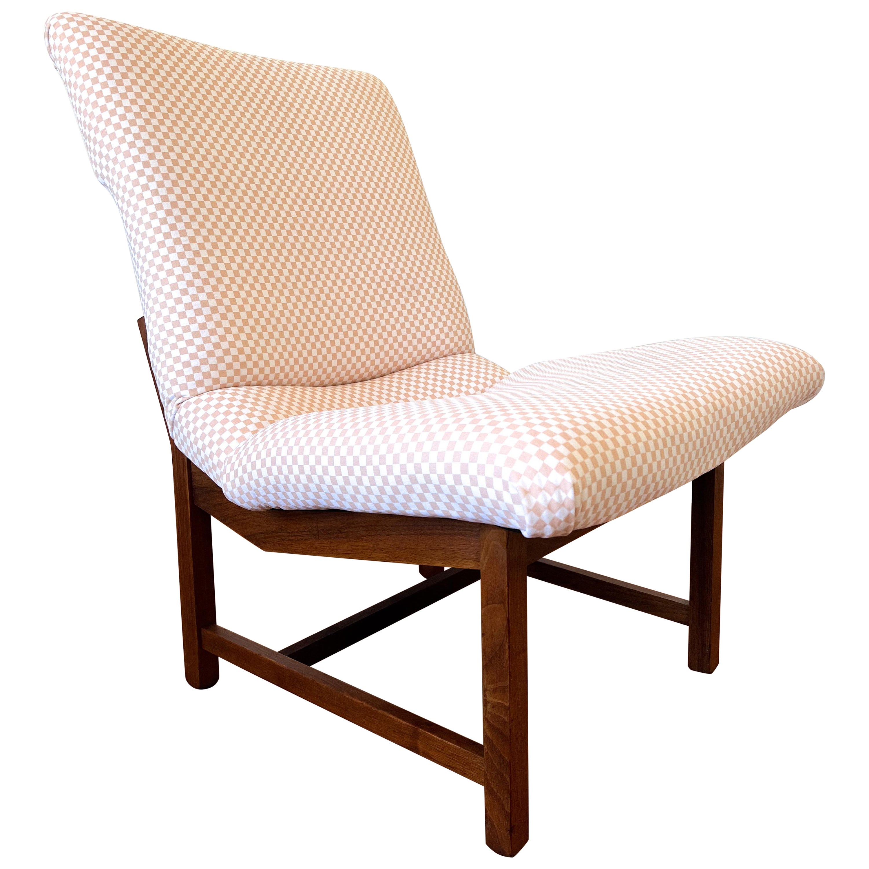 Mid-Century Modern Jens Risom Style Slipper Chair For Sale