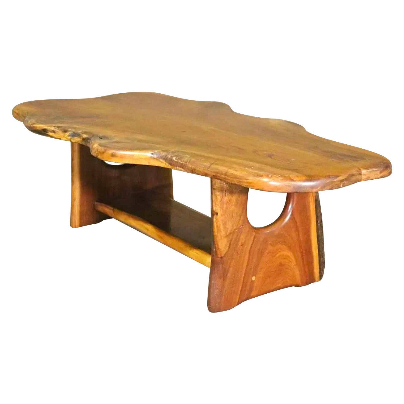 Table rustique à bord vif en vente