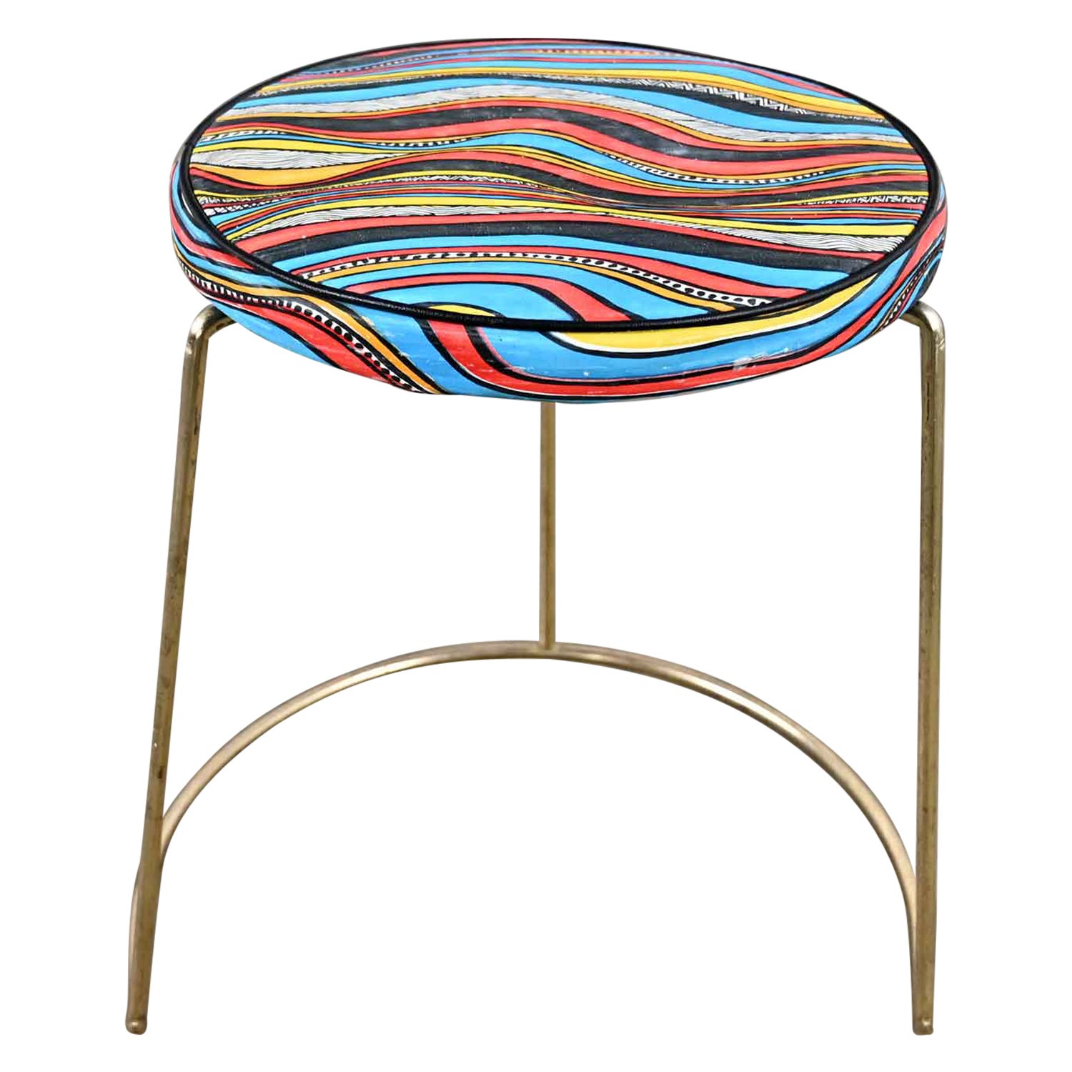 Tabouret MCM avec assise ronde en vinyle coloré et base asymétrique en acier plaqué laiton en vente