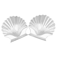 Coquilles de beurre / plats antiques en argent sterling par John Emes