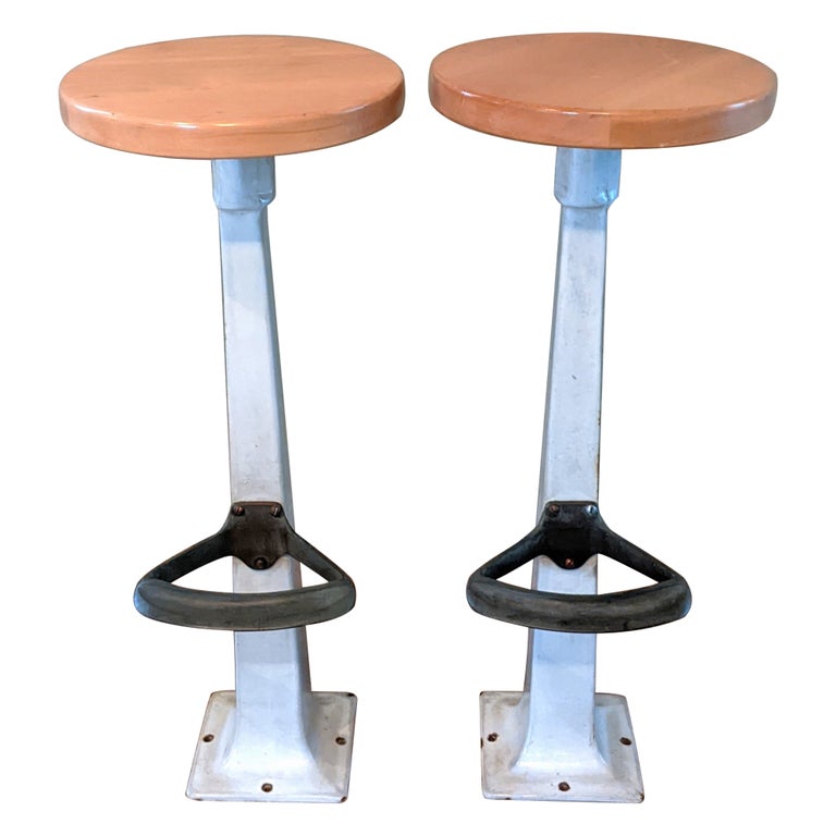 Vintage Diner Stools For Sale at 1stDibs