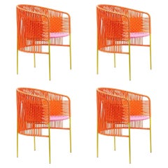 Ensemble de 4 chaises de salle à manger Caribe orange-rose de Sebastian Herkner