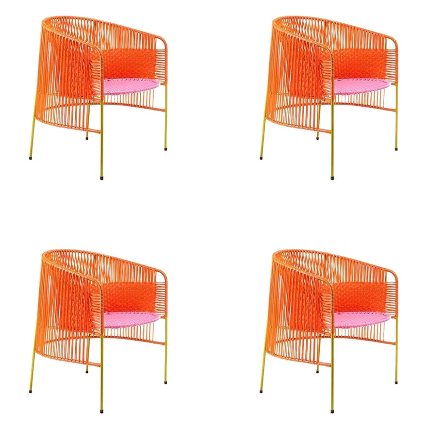 Ensemble de 4 chaises longues Caribe orange et rose par Sebastian Herkner