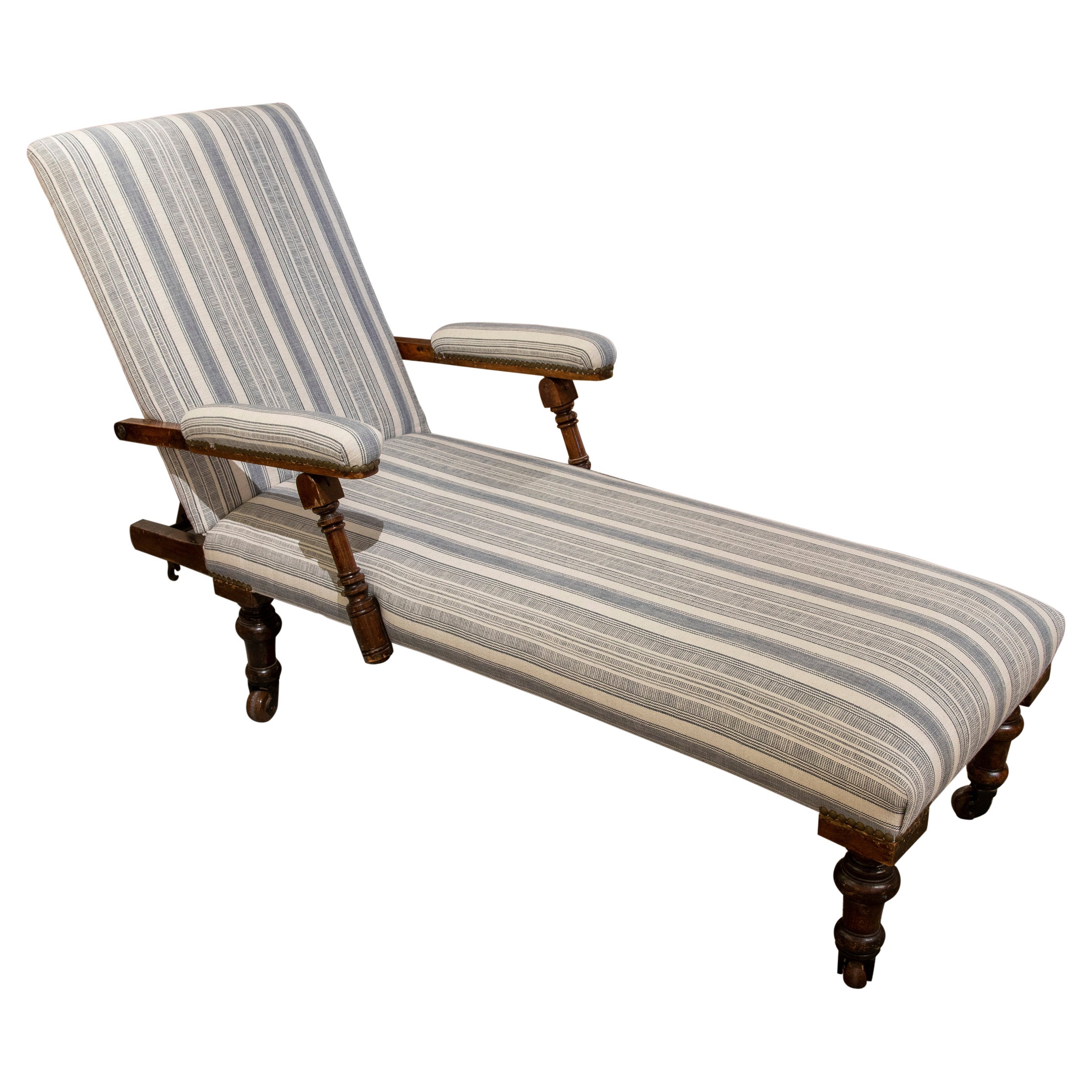Reclining Wood and Upholstered Chaise Longue For Sale at 1stDibs
