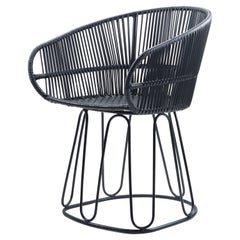 Silla de comedor Circo negra de Sebastian Herkner