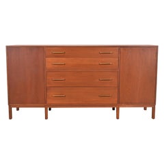 Edward Wormley for Dunbar Mid-Century Modern Walnut Sideboard Credenza