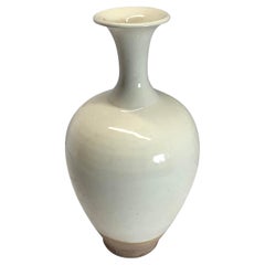 Cream Slender Shaped Vase, China, Contemporary