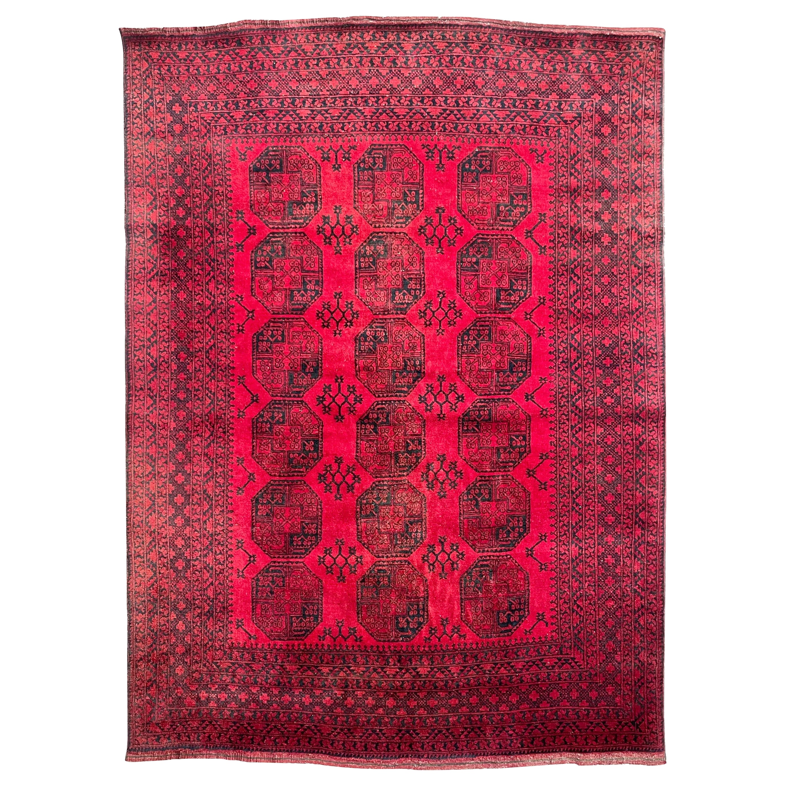 Ravissant tapis vintage Ersari Éléphant et sentiers croisés, vers les années 1960 en vente
