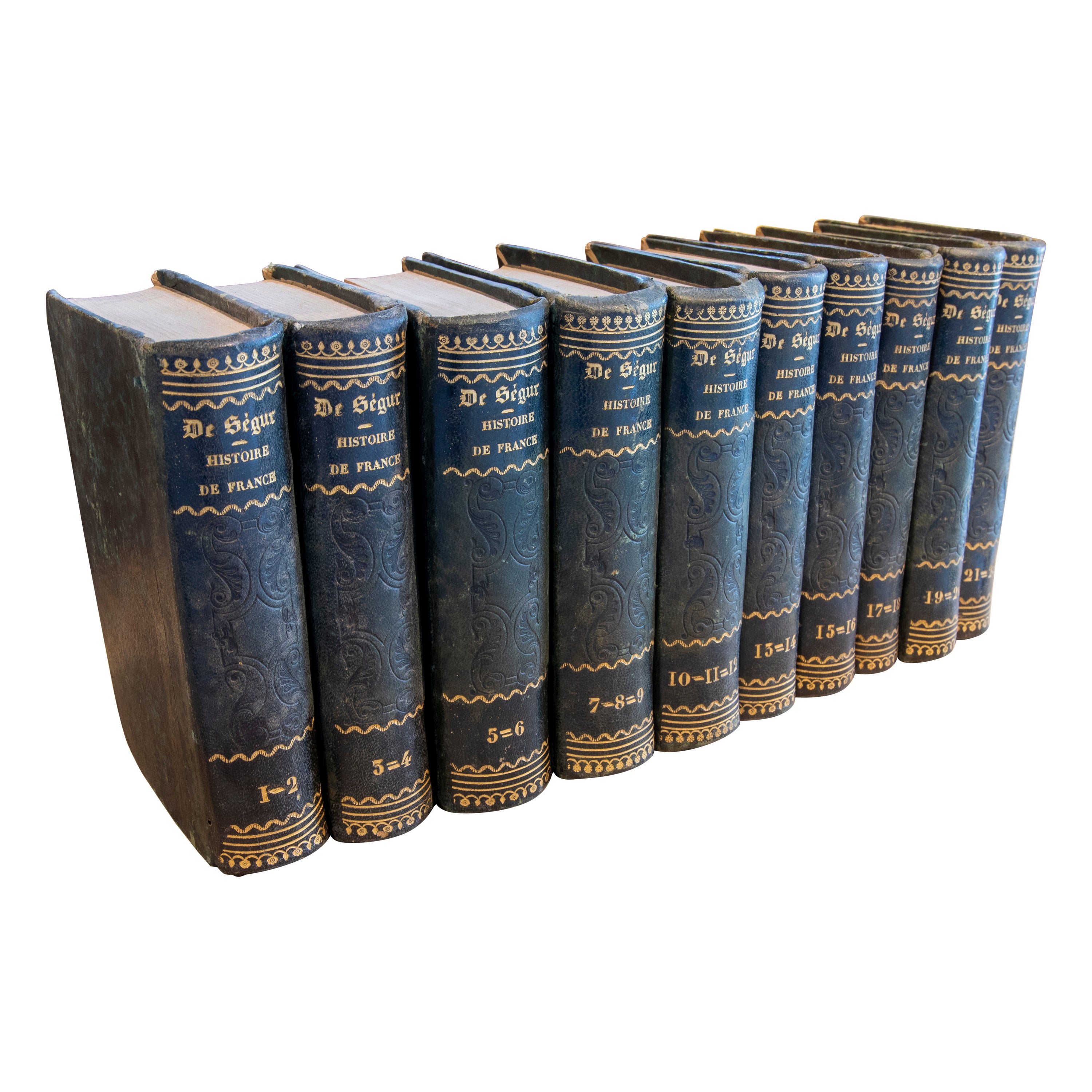 Kollektion von Büchern aus dem Jahr 1833, aus „L''Histoire Universelle, Ancienne et Moderne