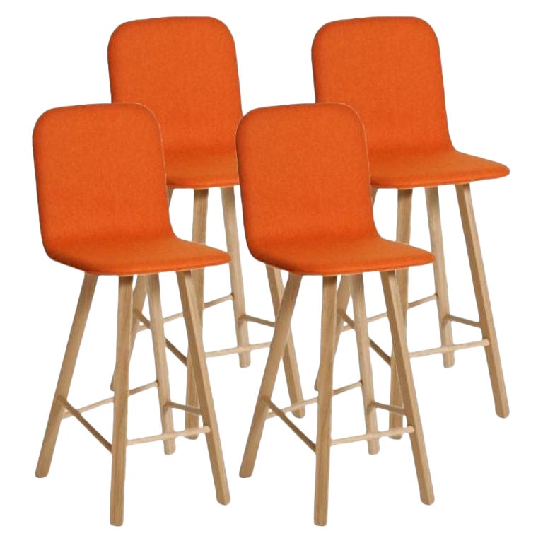 Ensemble de 4 tabourets Tria, à dossier haut, en laine rembourrée, orange, de Colé Italia.