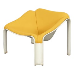 Pierre Paulin F300 Lounge Chair