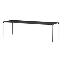 Grande table minimaliste noire et dorée