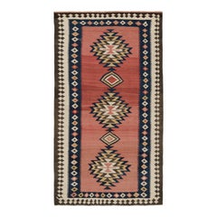 Tapis & Kilim persan Shahsavan rouge vintage avec motifs de médaillons