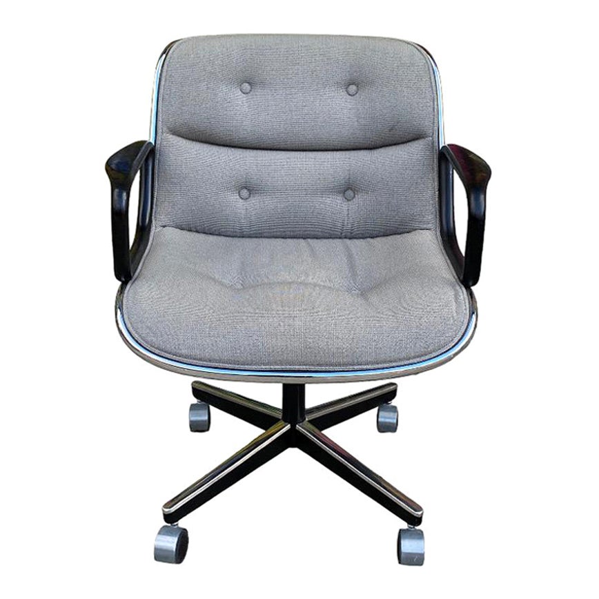 Knoll Office Desk Chair designed by Charles Pollock For Sale