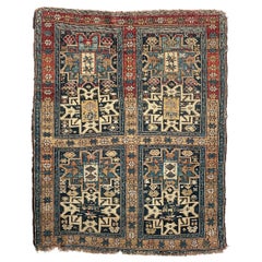 Rare tapis ancien caucasien "Quad" Leshgi Star Shirvan Kuba de Collector
