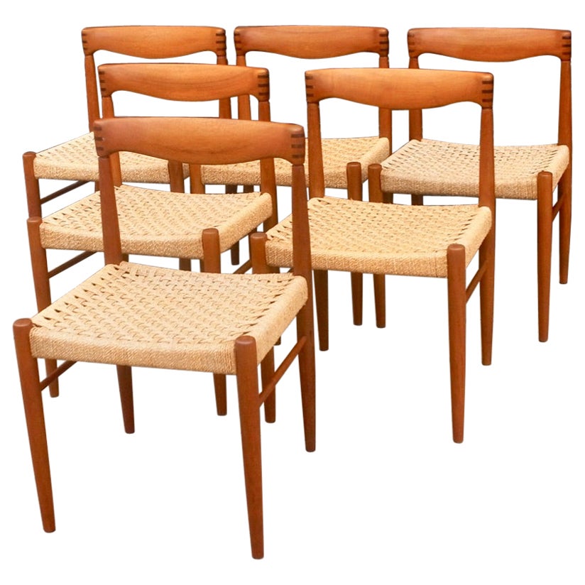 Sechser-Set H.W. Klein 1960s Teakholz  Esszimmerstühle mit geflochtenem Sitz von Bramin im Angebot