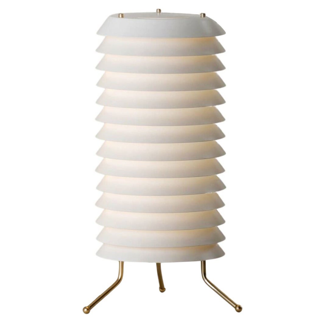 Ilmari Tapiovaara 'Maija' Table Lamp in Brass and White for Santa & Cole