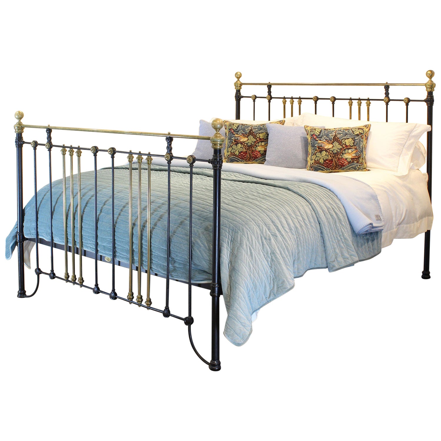 Extra Wide Brass and Iron Bed, MSK74 For Sale
